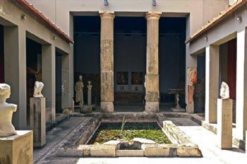 Casa Romana (House of Rome)